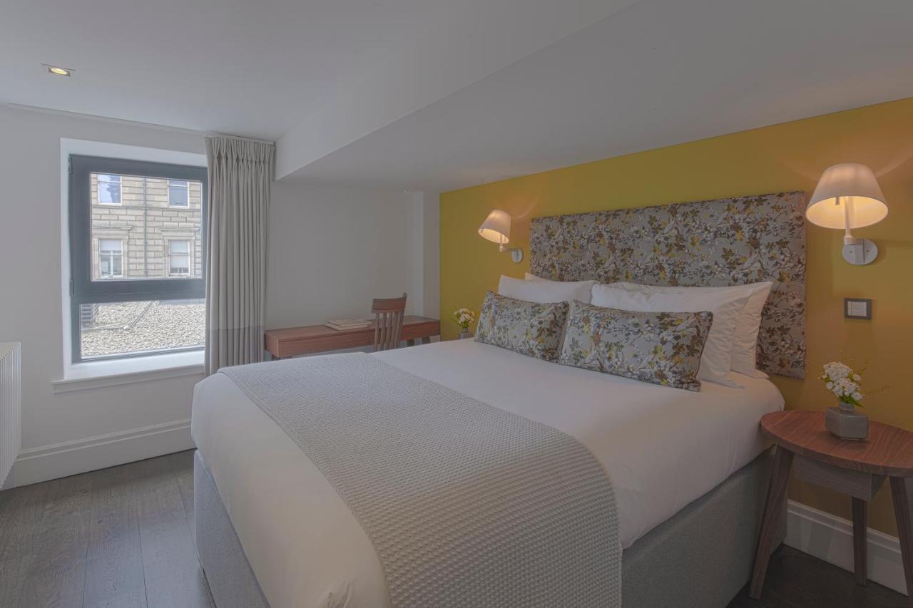 Old Town Chambers, Autograph Collection Aparthotel 5*