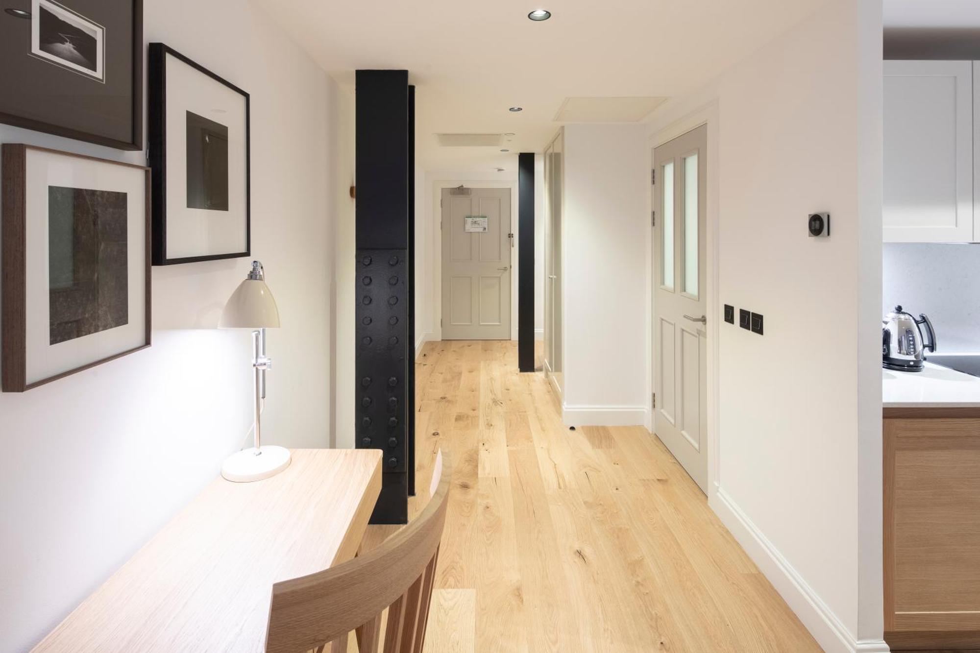 Aparthotel Cheval Old Town Chambers 5*